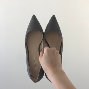ZARA Gray Suede Kitten Pointed Heels